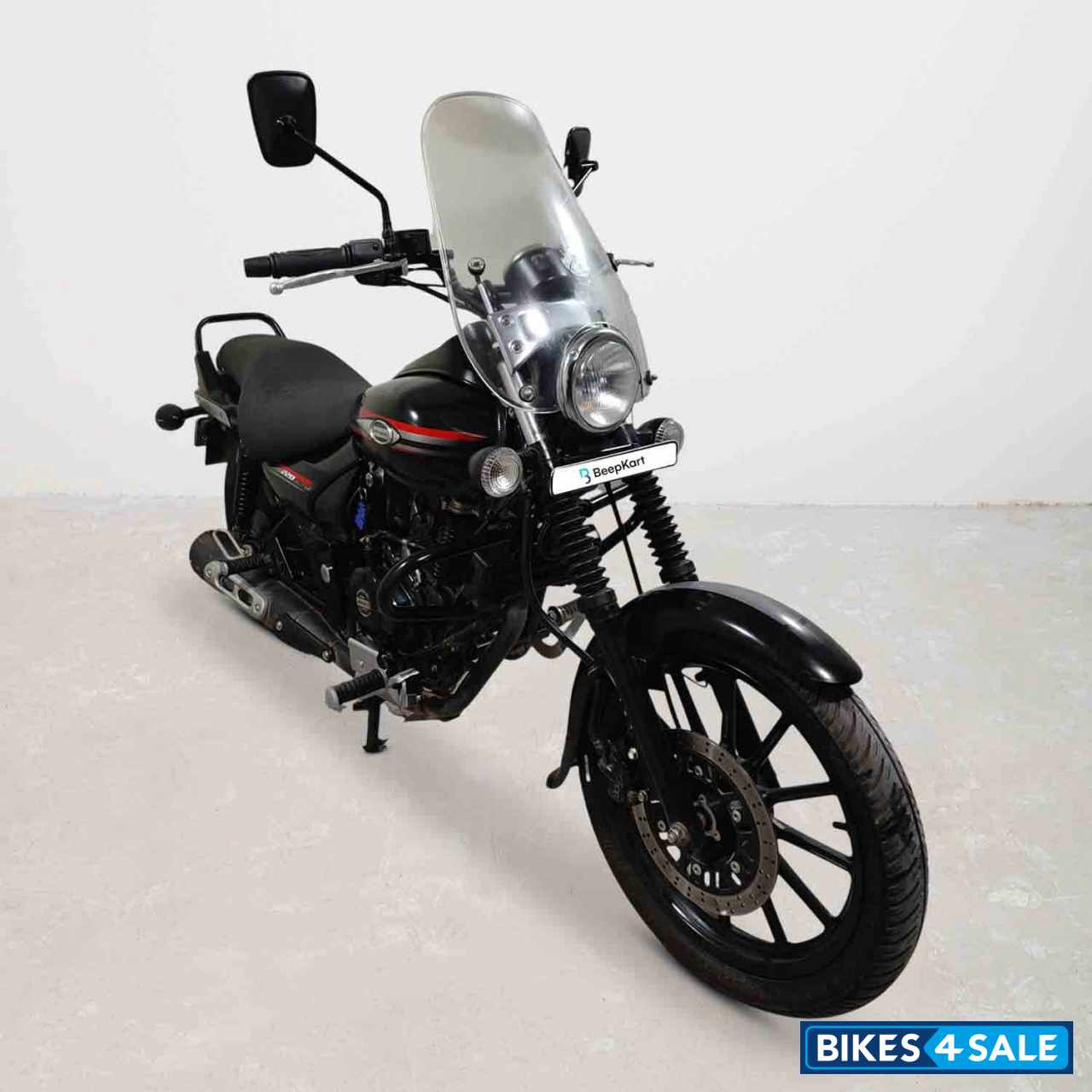 Bajaj Avenger Street 220