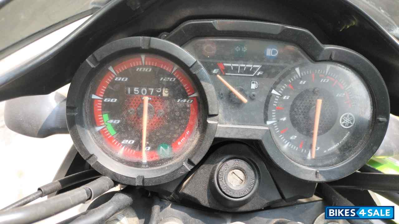 Black Green Yamaha SZ-RR