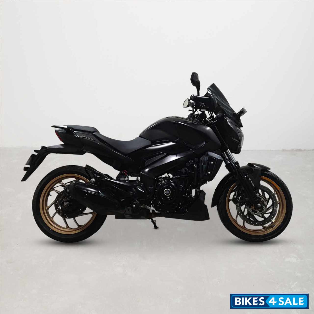 Bajaj Dominar 400