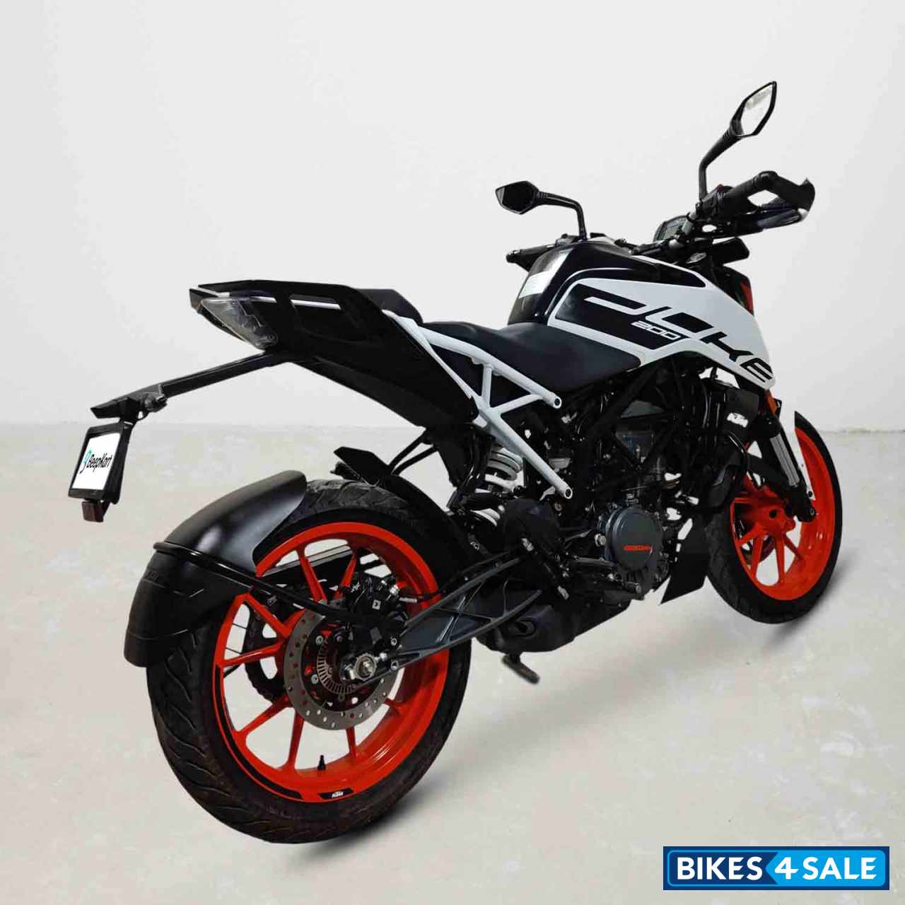 KTM Duke 200