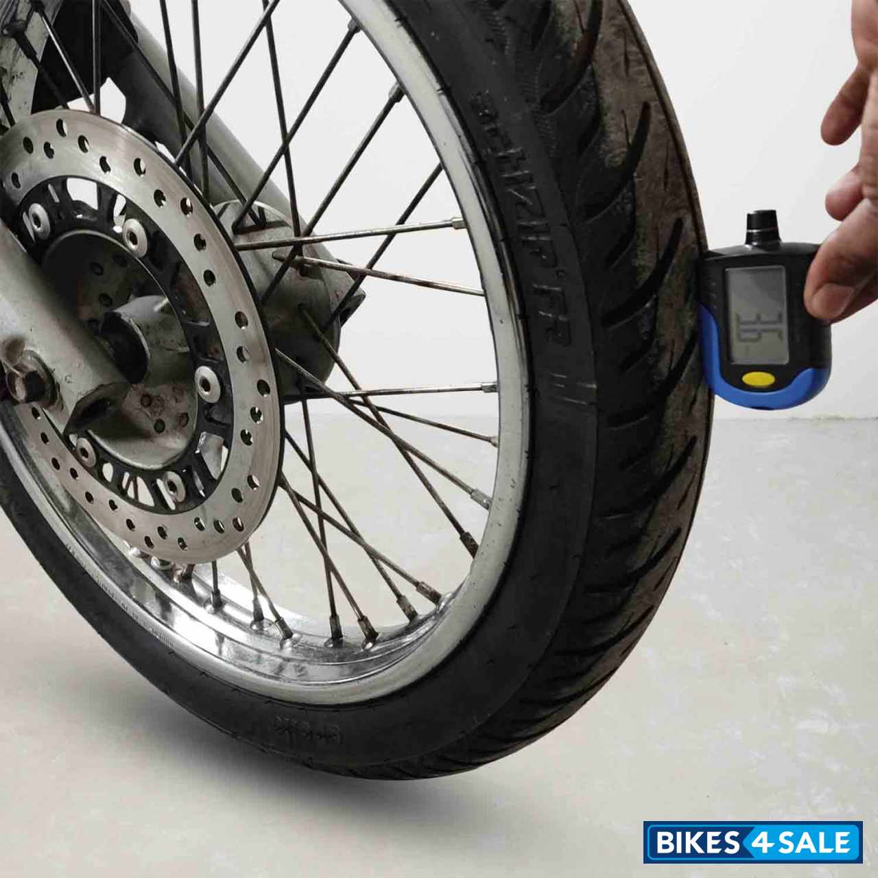 Bajaj Avenger Cruise 220