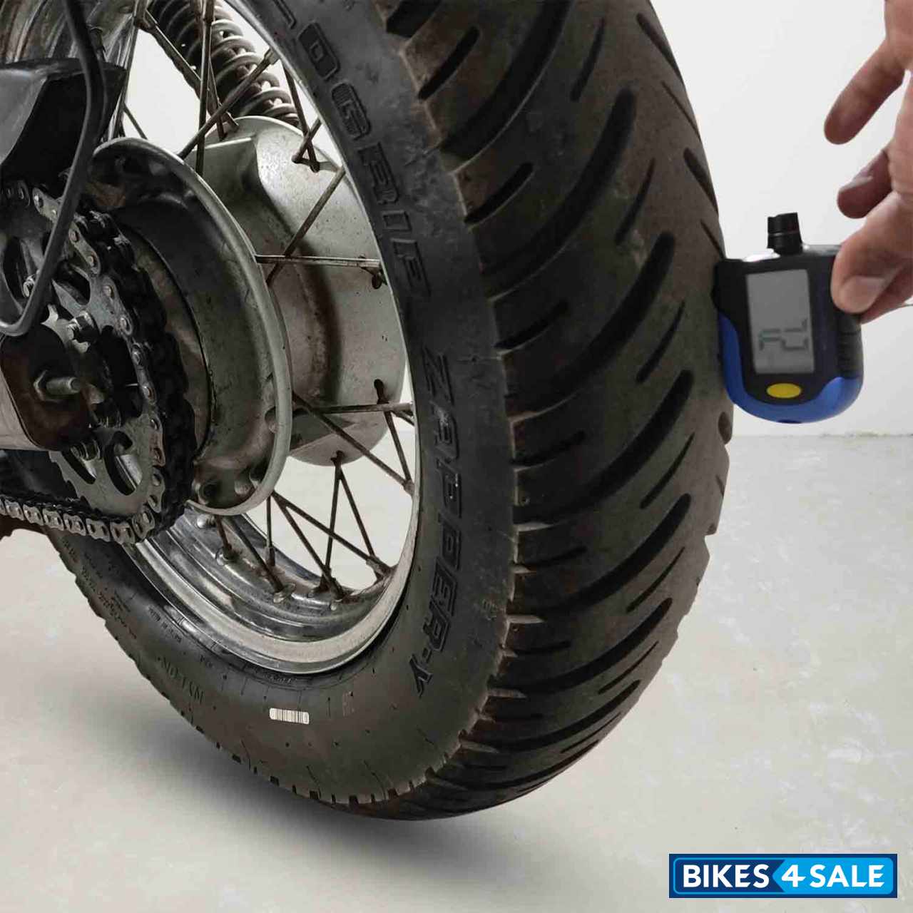 Bajaj Avenger Cruise 220