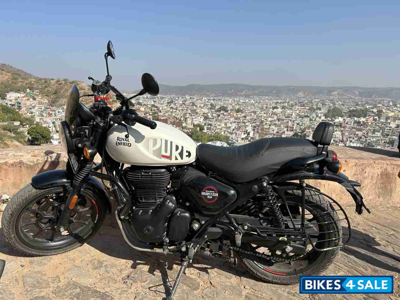 Royal Enfield Hunter 350 Metro