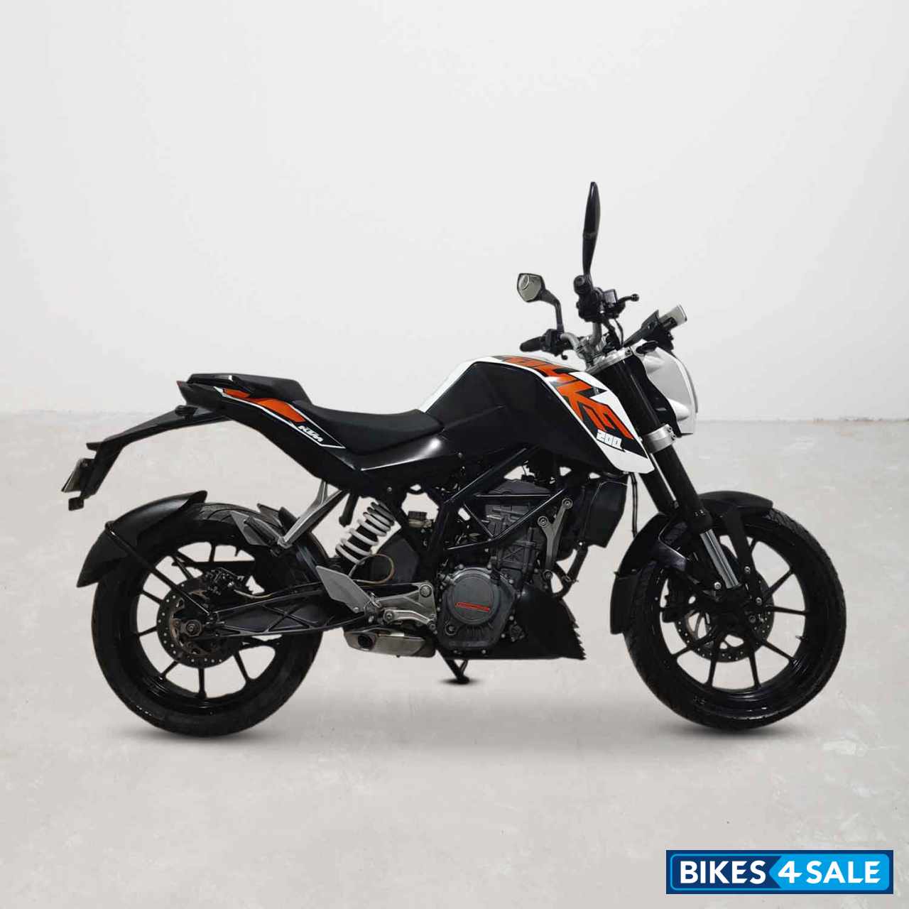 KTM Duke 200