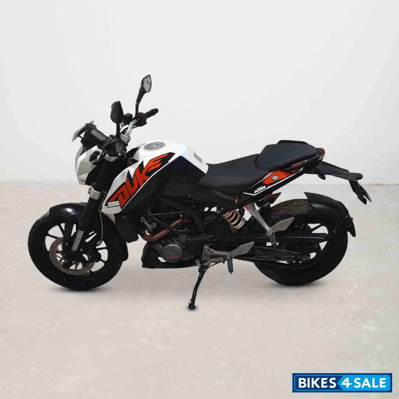 KTM Duke 200