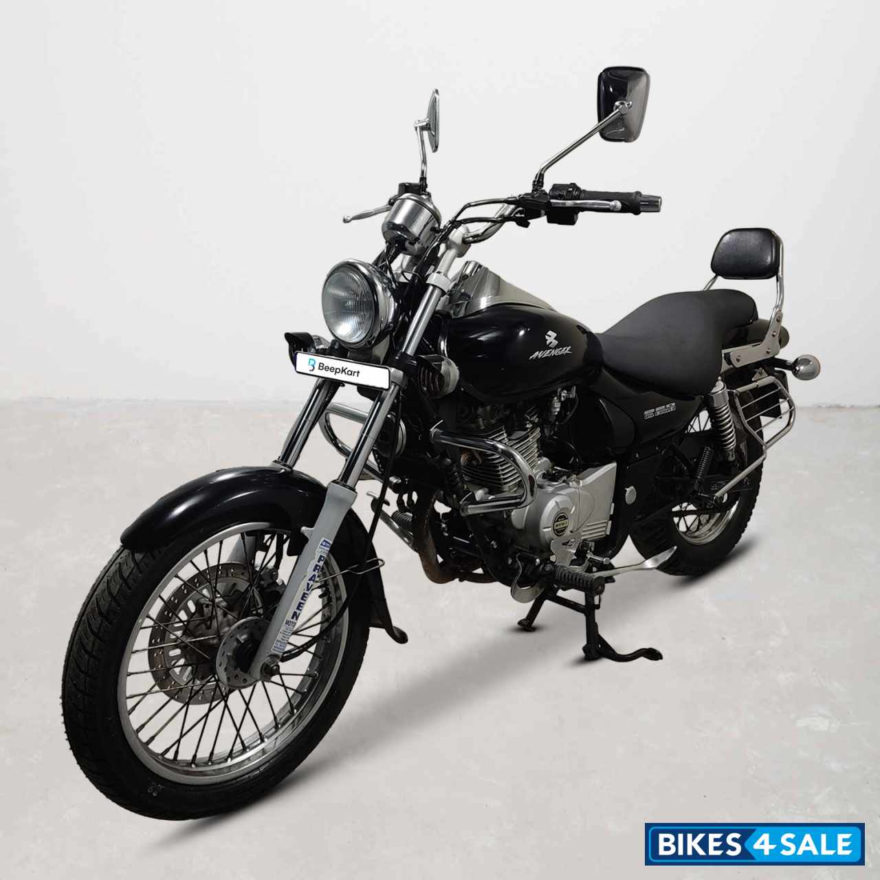 Bajaj Avenger 180 DTS-i
