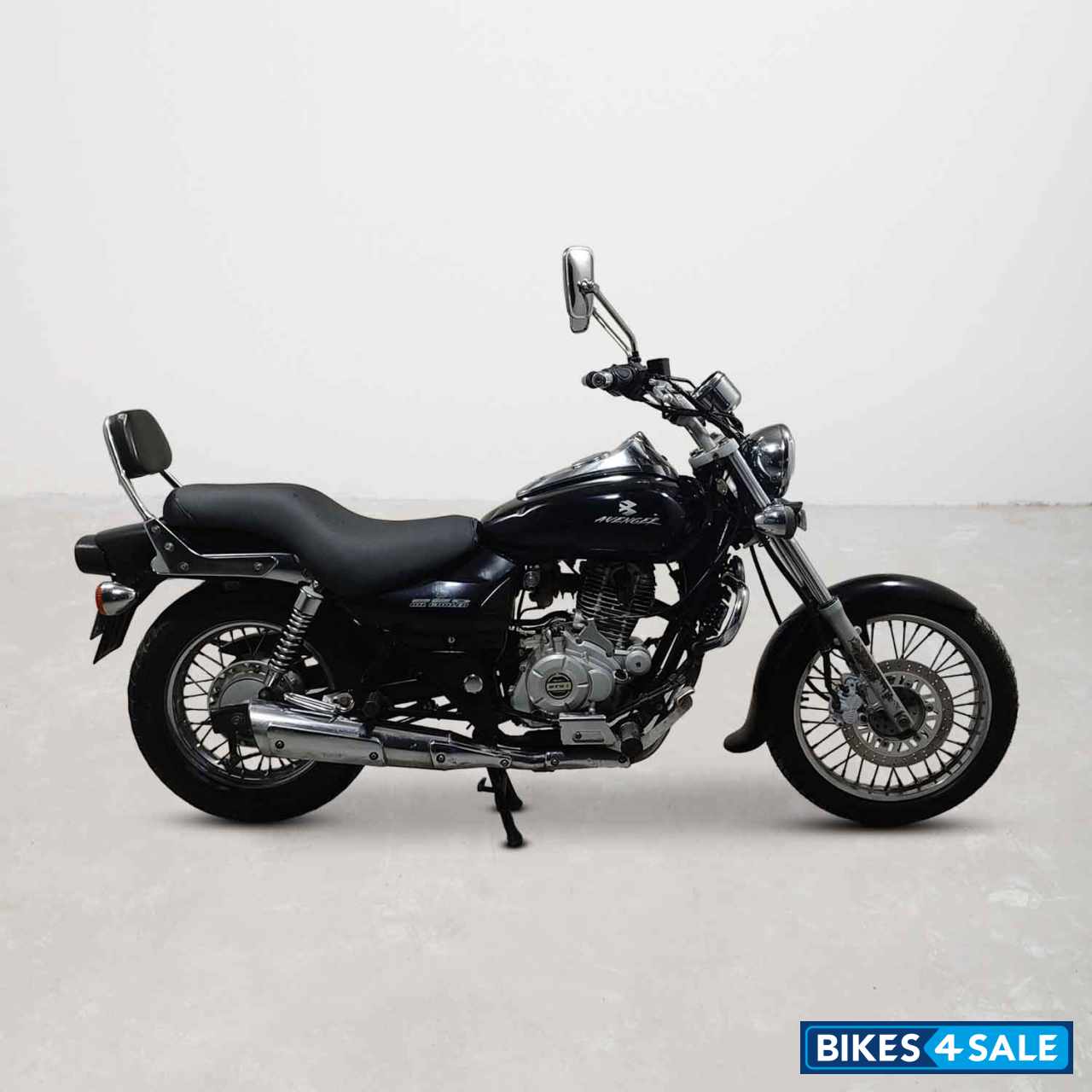 Bajaj Avenger 180 DTS-i