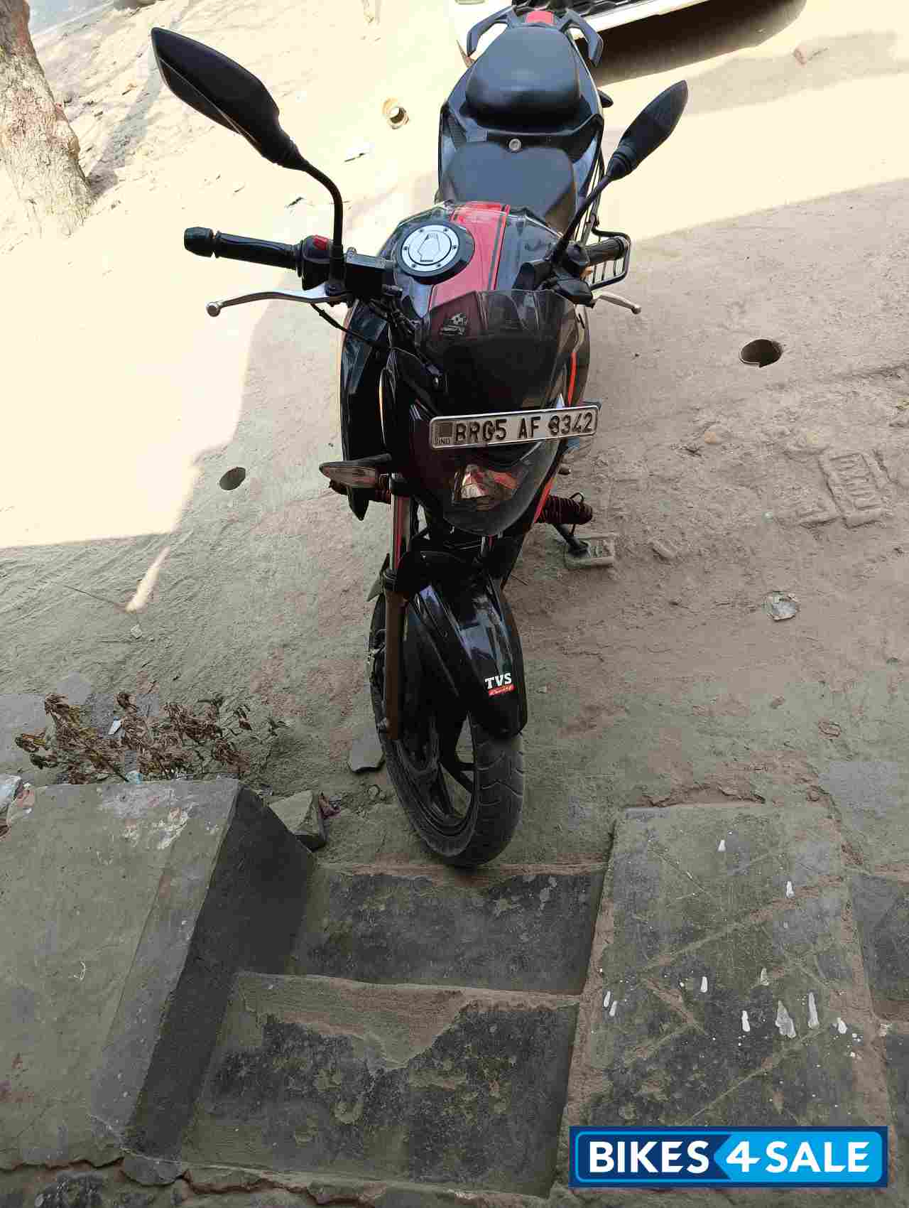 TVS Apache RTR 200 4V ABS