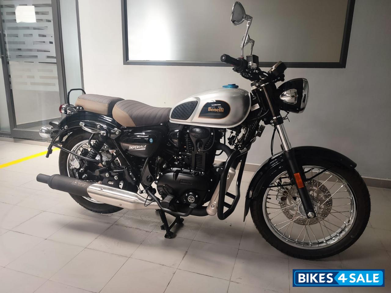 Benelli Imperiale 400 BS6