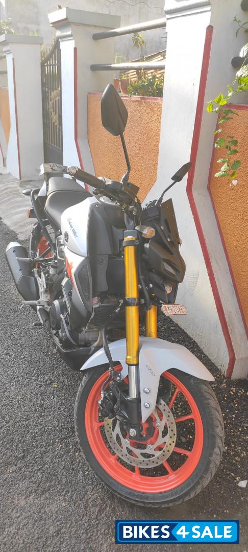 Mat Light Gray Metal Yamaha MT-15 Ver 2.0