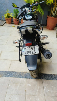 Black Blue Bajaj Pulsar P150 Twin Disc Split Seat
