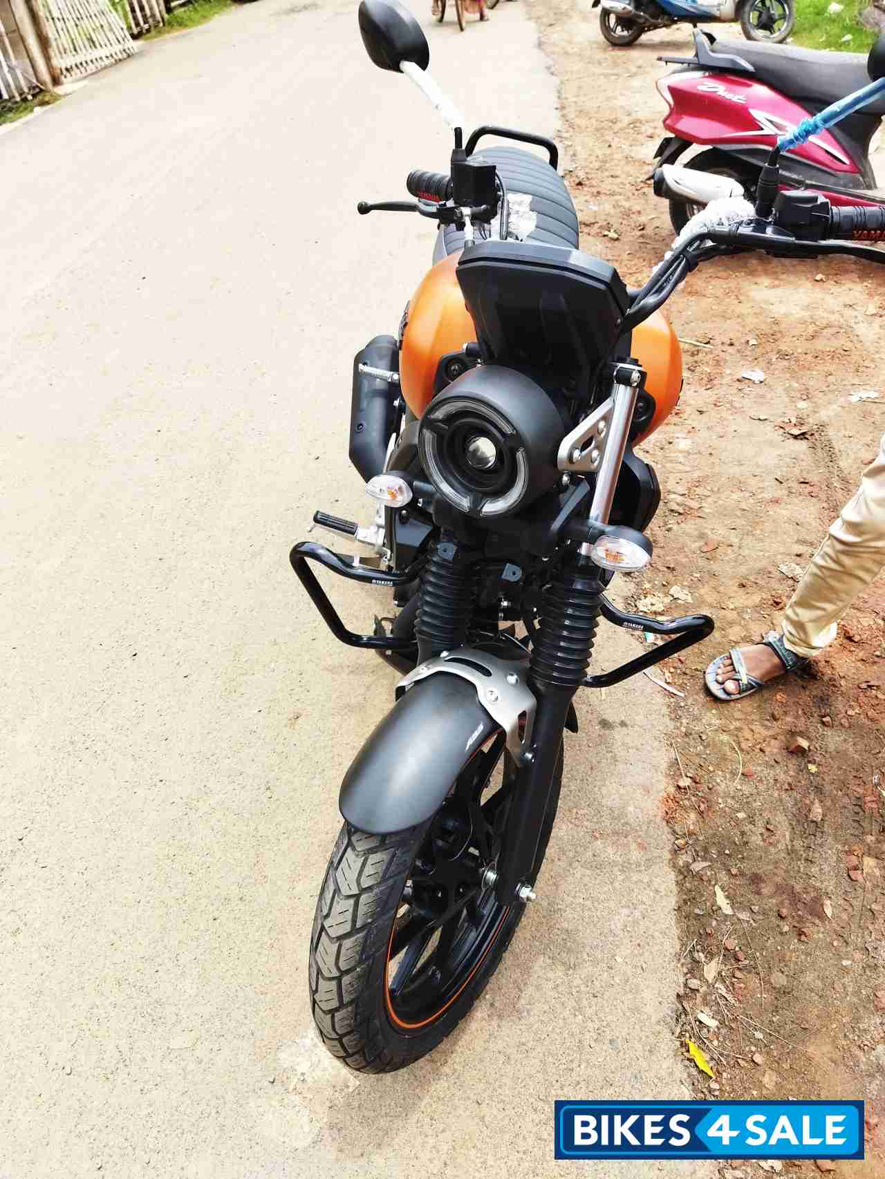 Orange Yamaha FZ-X