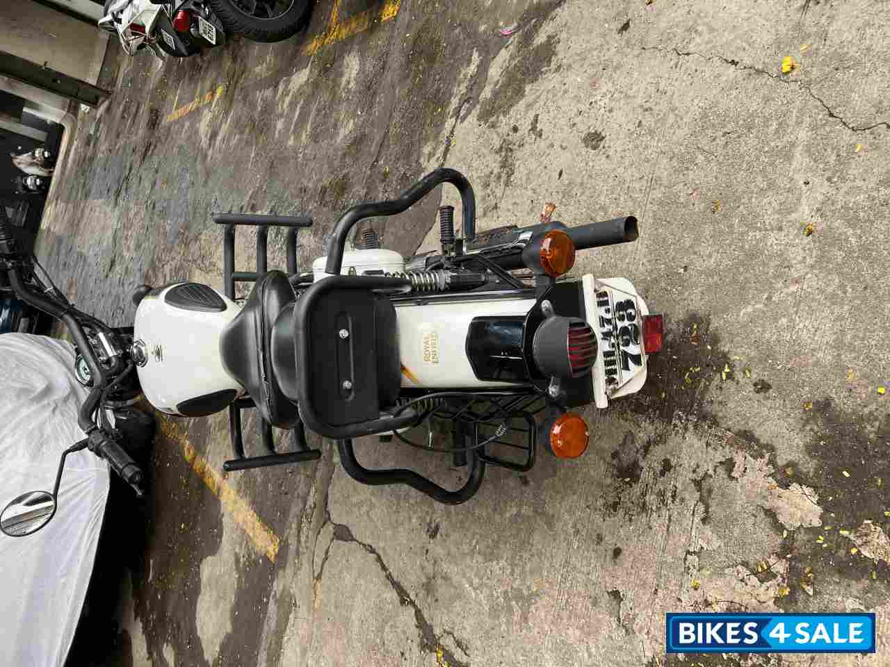 Ash(white) Royal Enfield Classic 350 Ash(white) Royal Enfield Classic 350