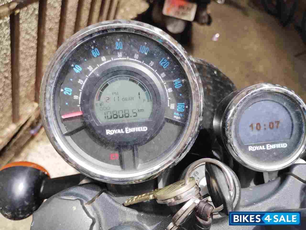 Matt Black Royal Enfield Meteor 350 Matt Black Royal Enfield Meteor 350