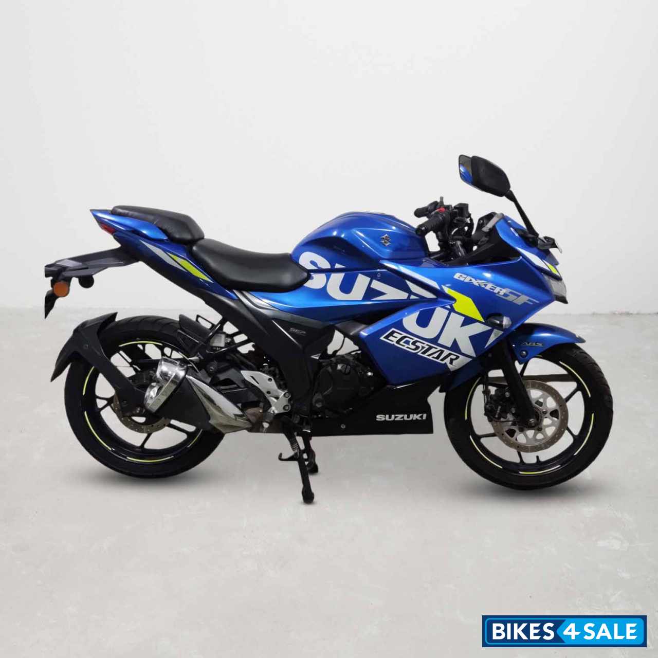 Suzuki Gixxer SF Fi