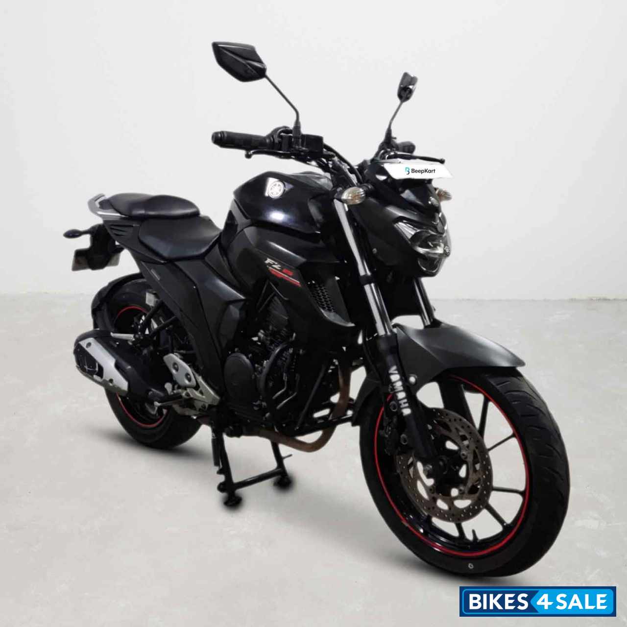 Yamaha FZ25