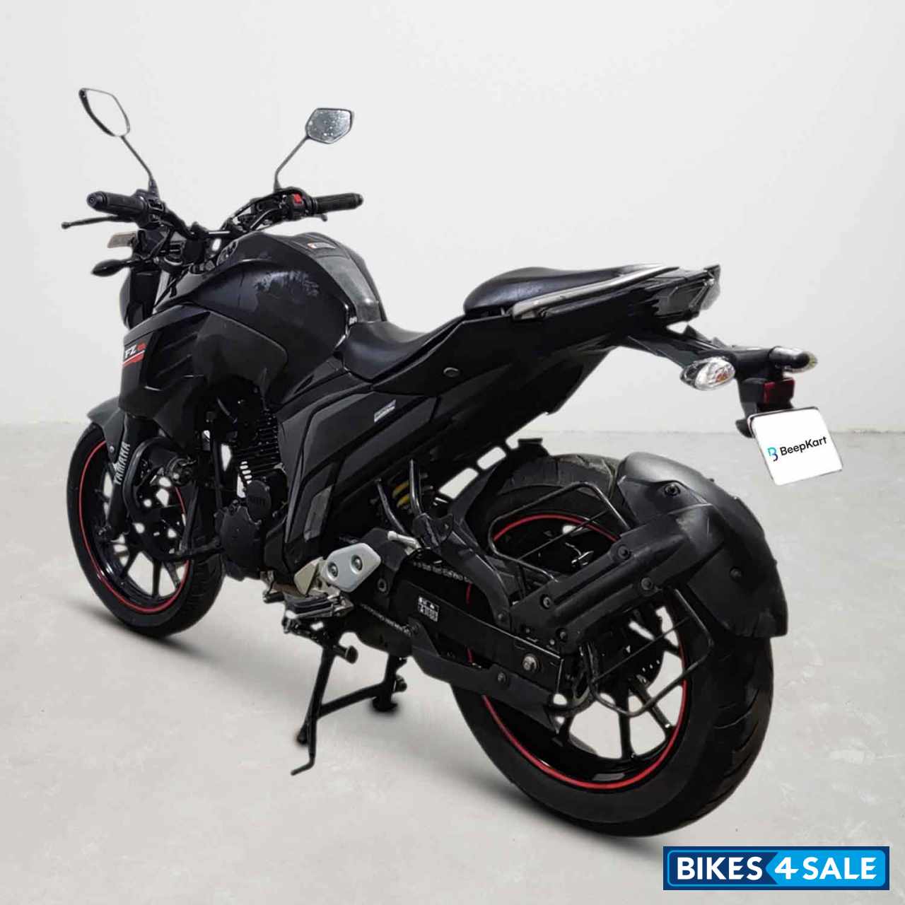 Yamaha FZ25