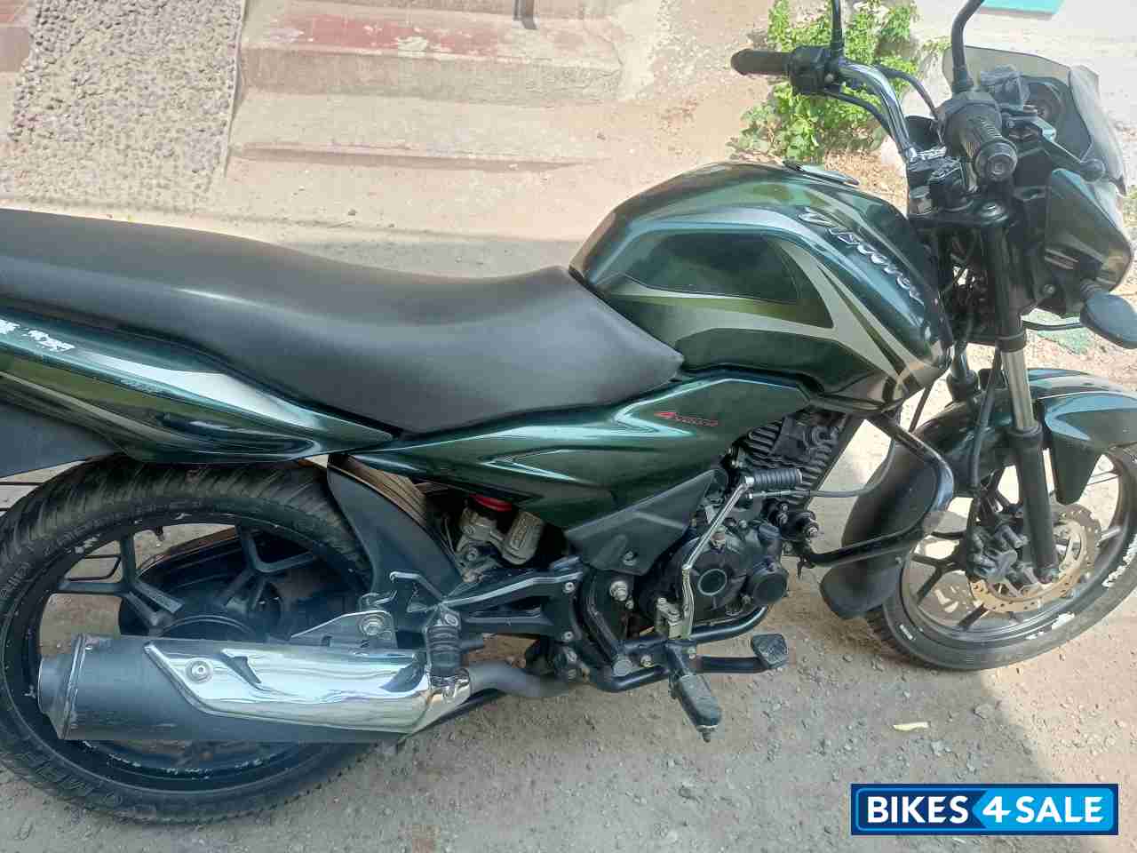 Bajaj Discover 150 S