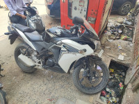 Honda CBR 150R 2013 Model