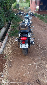 Auburn Black Bajaj Avenger Cruise 220