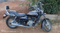 Auburn Black Bajaj Avenger Cruise 220