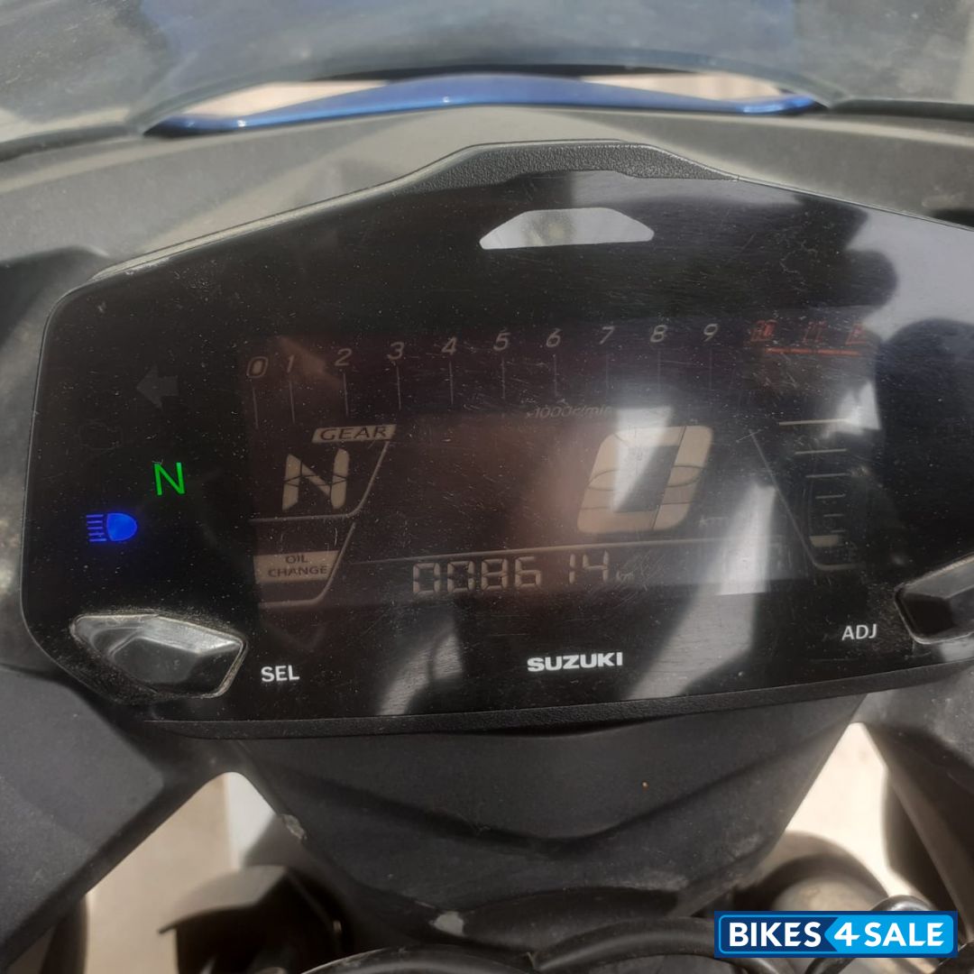 Blue And Silver Suzuki Gixxer SF 250 BS6