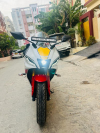 Yamaha R15 V4