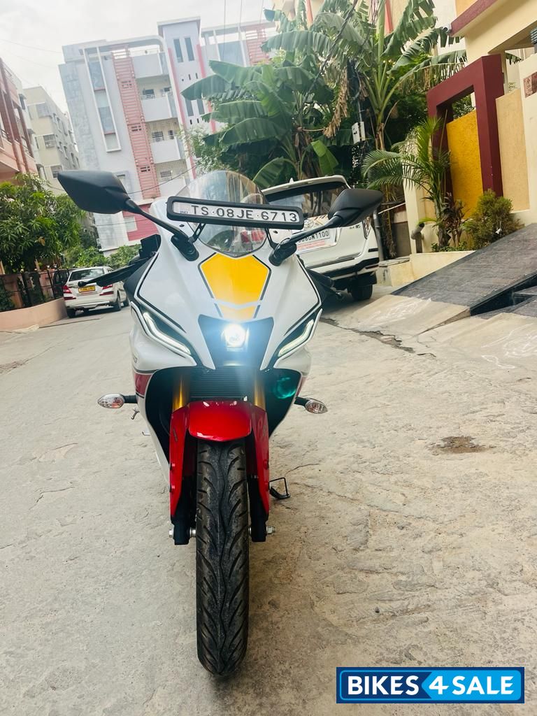 Yamaha R15 V4 Yamaha R15 V4