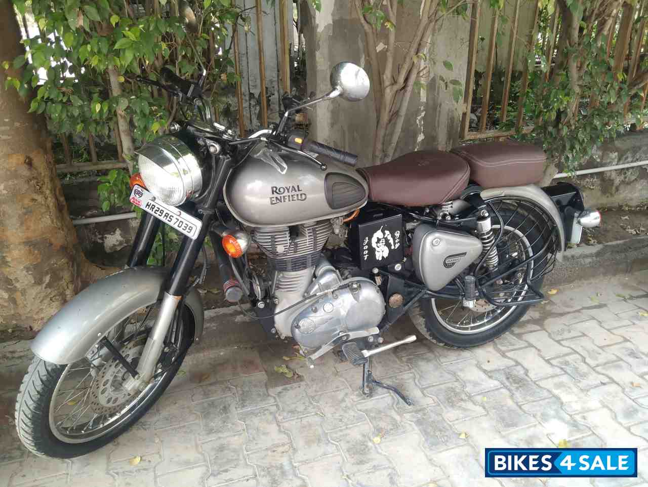 Royal Enfield Classic 350