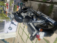 Black Royal Enfield Thunderbird 350