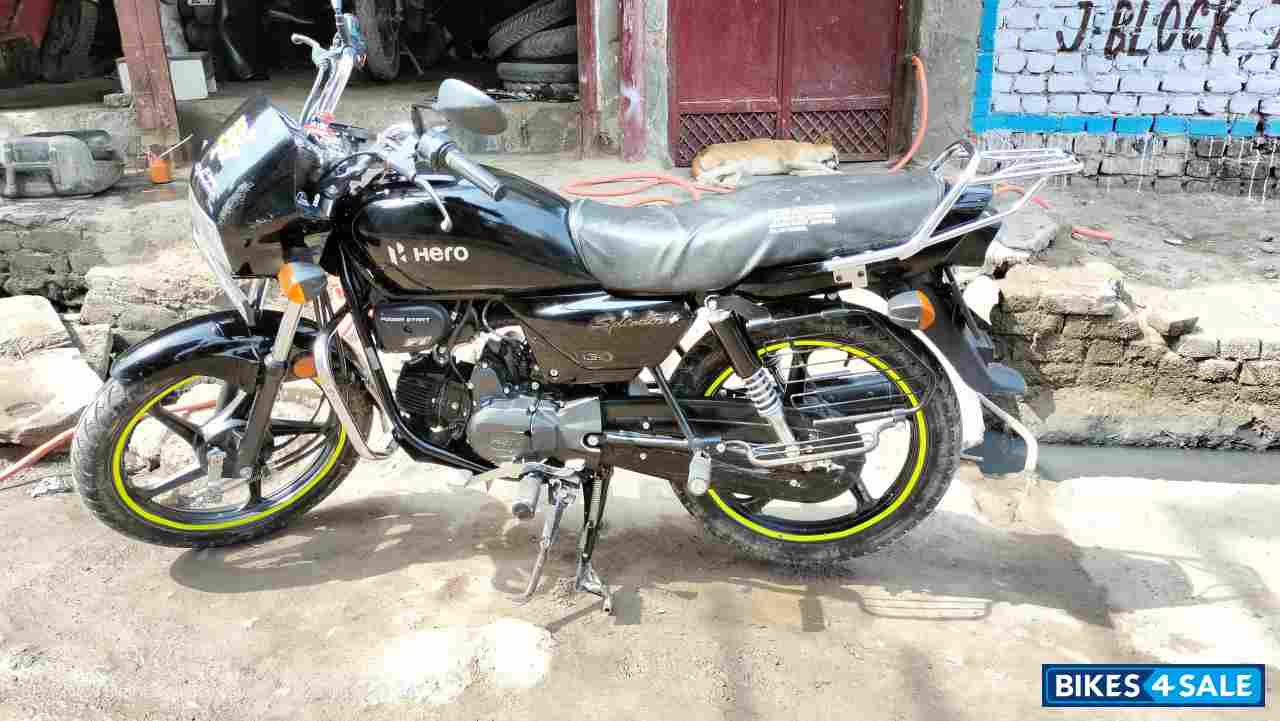 Z Block Hero Splendor Plus Black and Accent