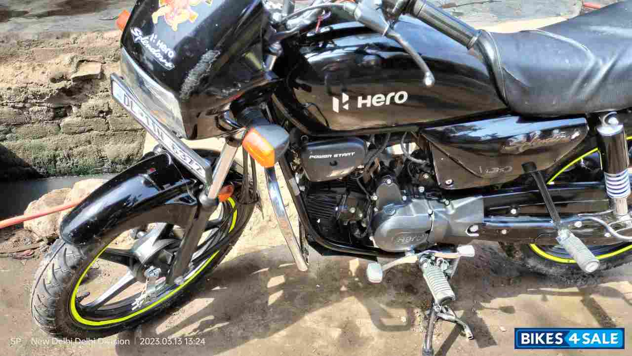 Z Block Hero Splendor Plus Black and Accent