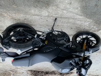 Black Yamaha MT-15 BS6