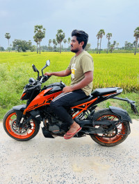 KTM Duke 200 ABS