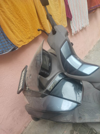 Suzuki Burgman Street