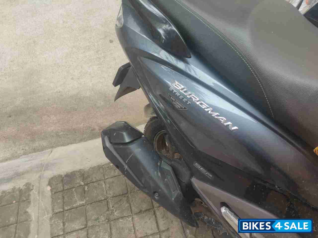 Suzuki Burgman Street