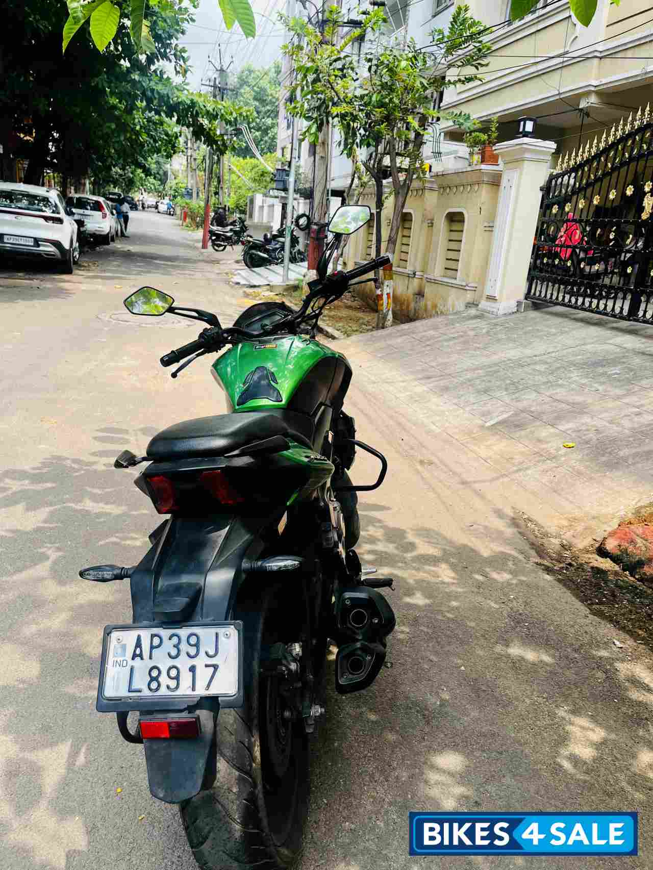 Green Bajaj Dominar 400 ABS BS6