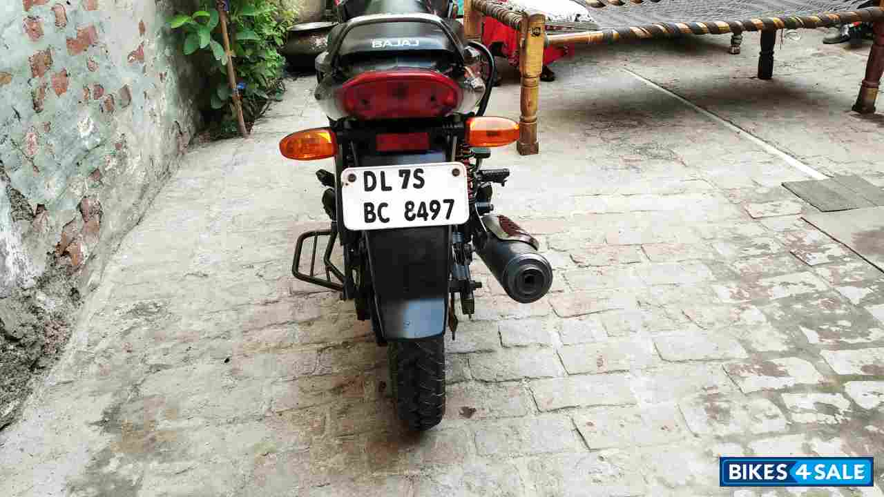 Gray Bajaj Discover DTSi 135 Gray Bajaj Discover DTSi 135