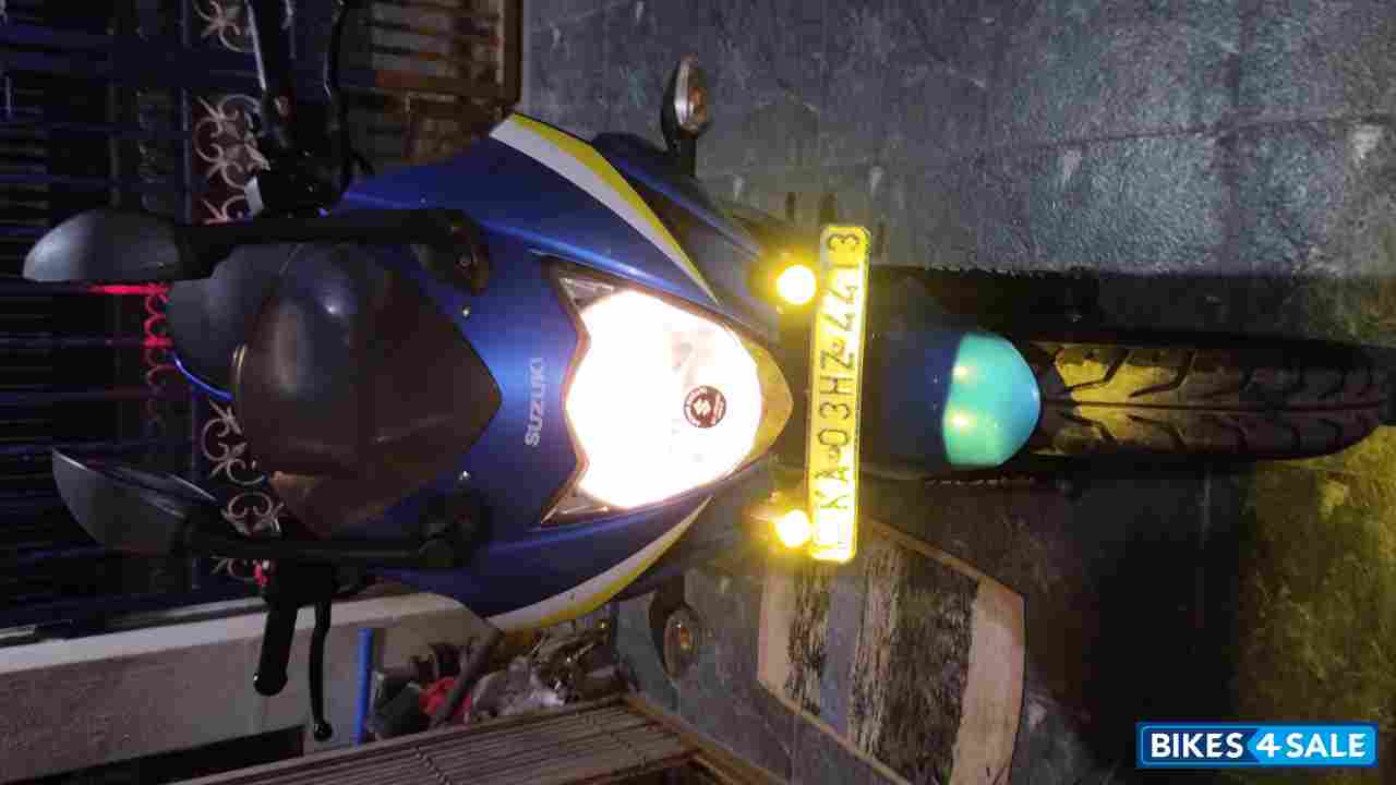 Suzuki Gixxer SF