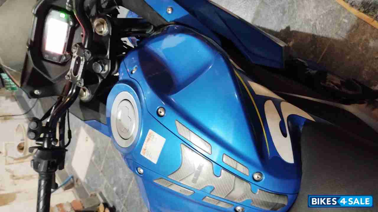 Suzuki Gixxer SF