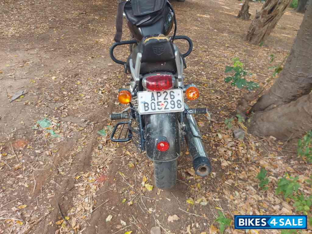 Lighthening Royal Enfield Thunderbird 350