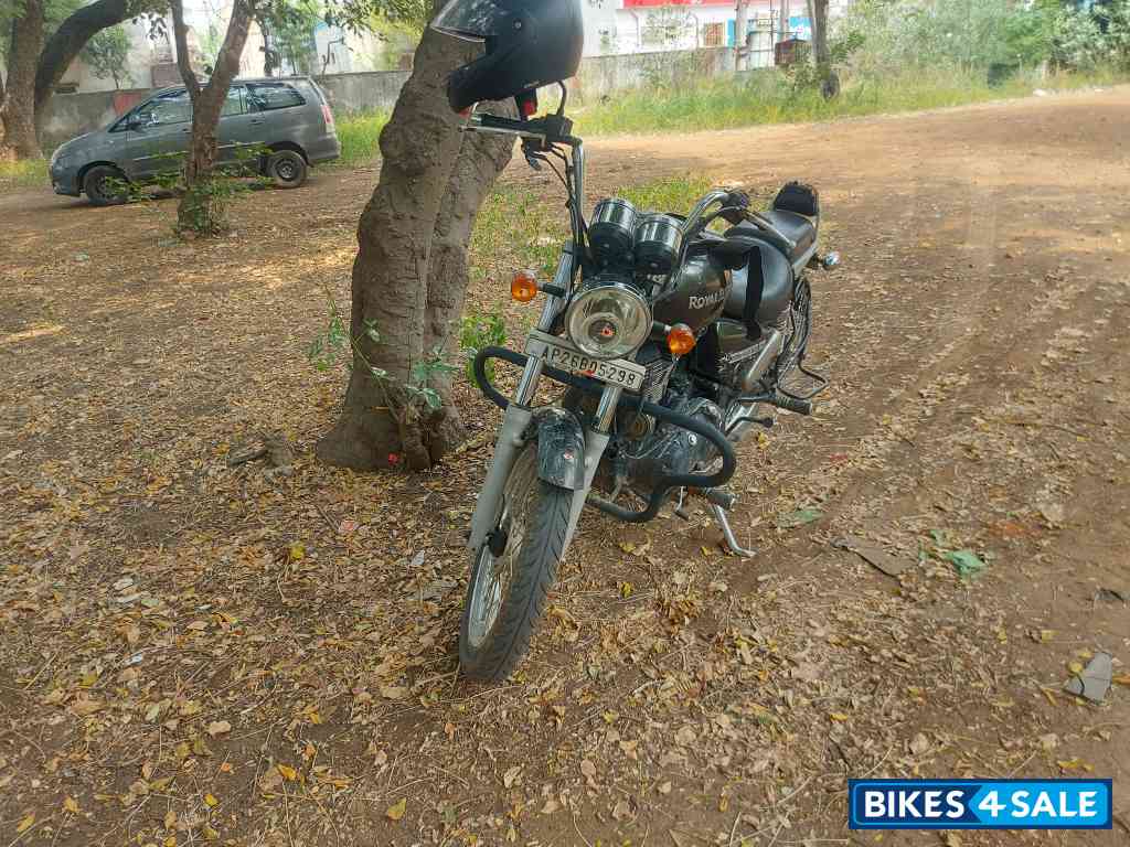 Lighthening Royal Enfield Thunderbird 350