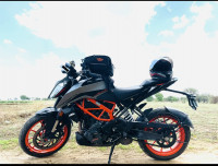 Grey Metallic Silver KTM Duke 390 BS6