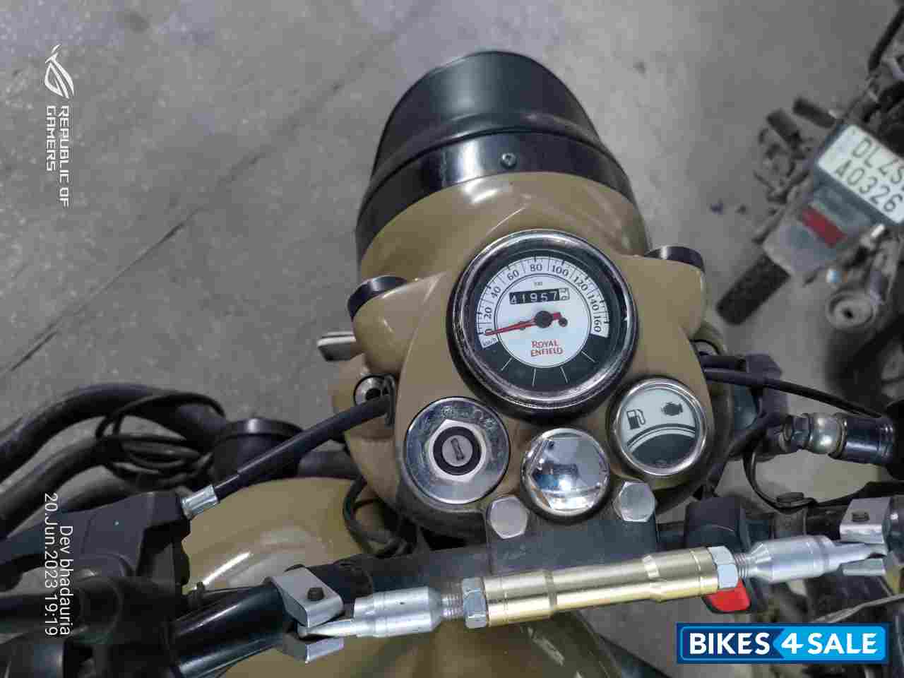 Mud Storm Royal Enfield Classic Desert Storm