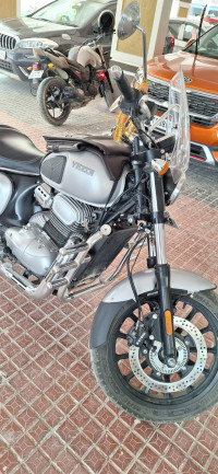 Silver Yezdi Roadster Chrome