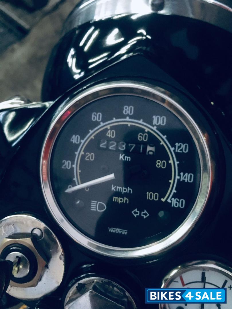 Black Royal Enfield Bullet Standard 350