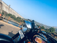 Black Royal Enfield Bullet Standard 350