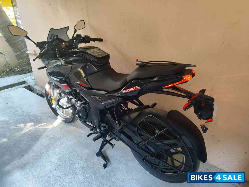 Bajaj Pulsar F250 Dual Channel ABS