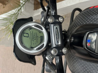 Bajaj Avenger Street 220