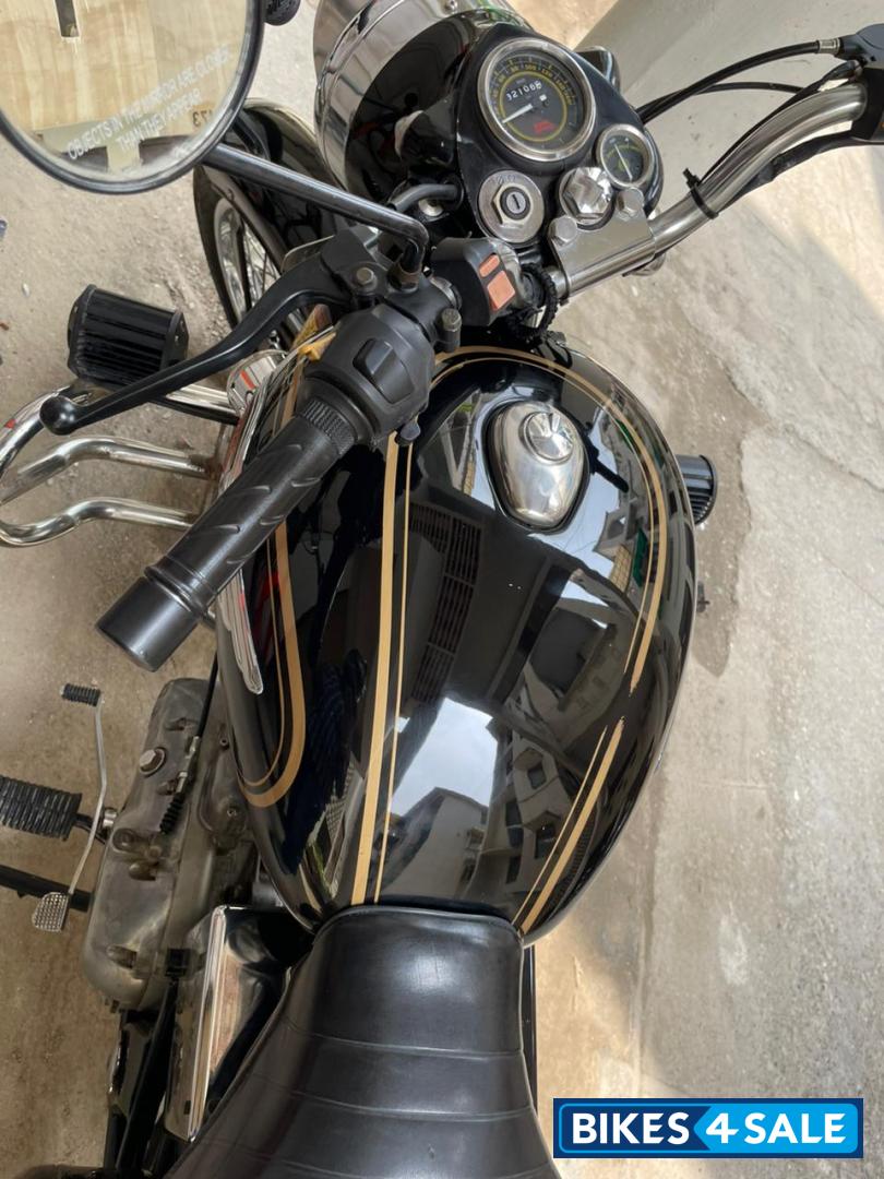 Black Royal Enfield Bullet Standard 350